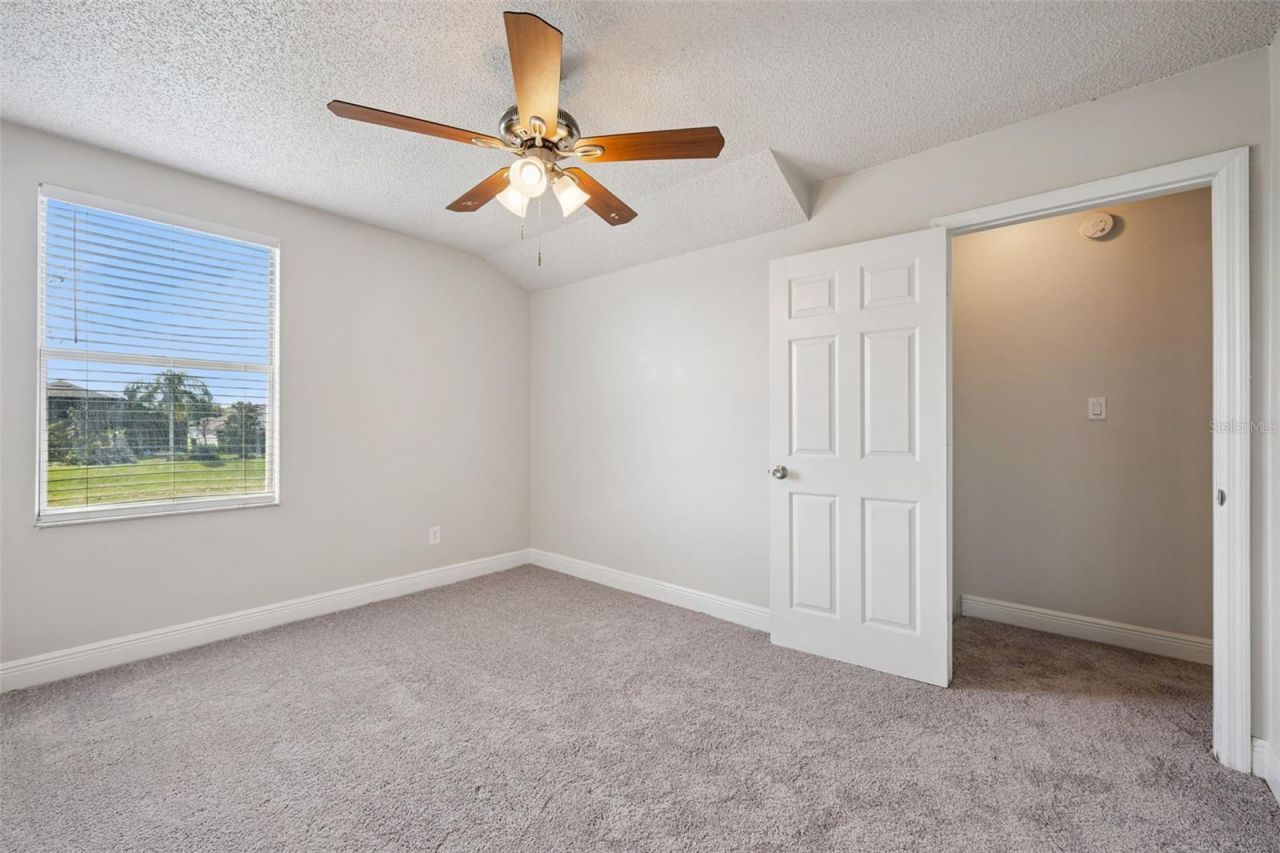 9816 Surrey Ridge Road, Orlando, FL 32825 Photo
