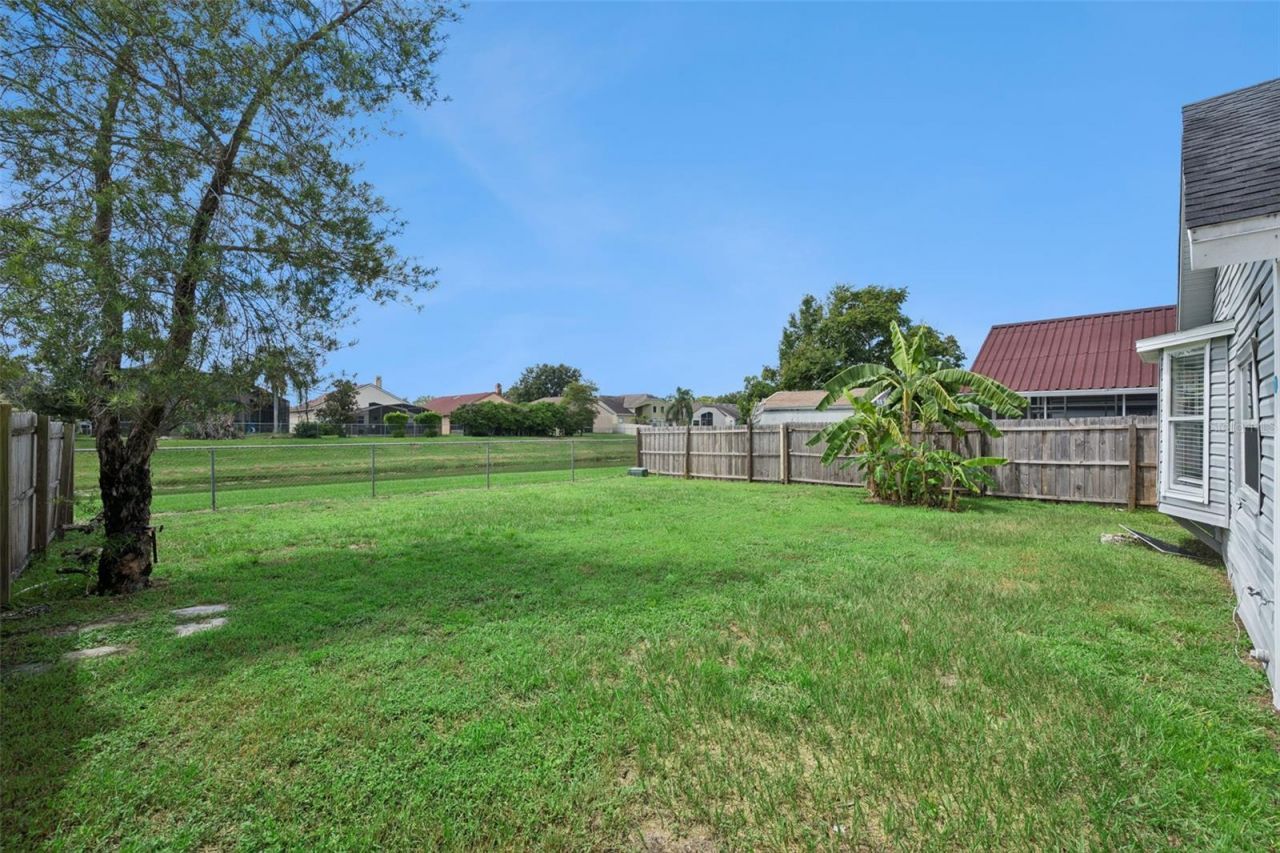 9816 Surrey Ridge Road, Orlando, FL 32825 Photo
