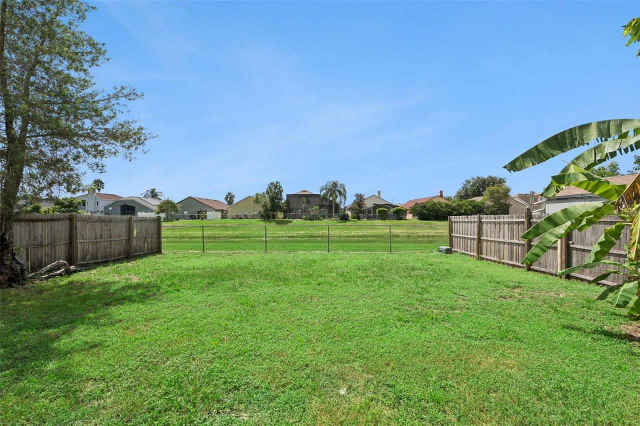 9816 Surrey Ridge Road, Orlando, FL 32825 Photo