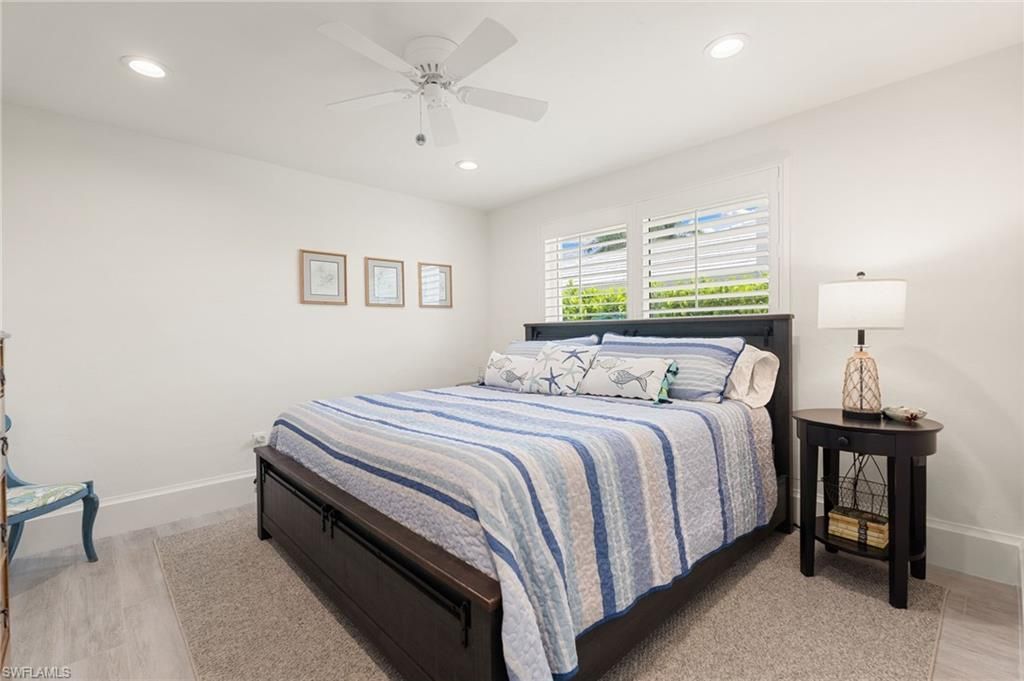 571 Neapolitan Ln , Naples, FL 34103 Photo
