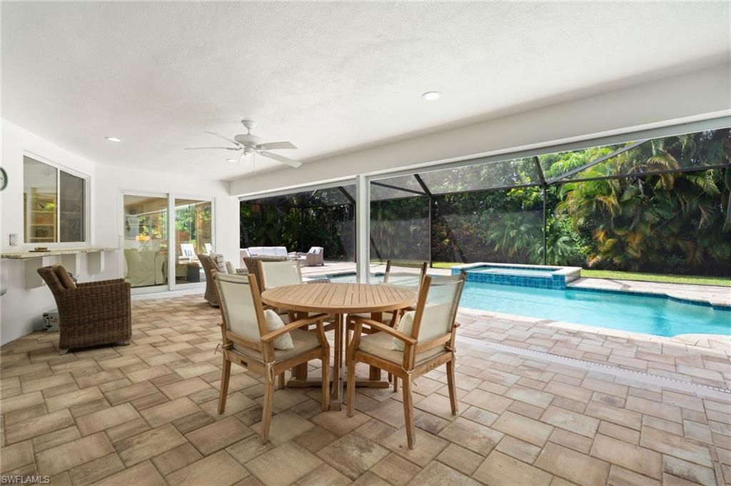 571 Neapolitan Ln , Naples, FL 34103 Photo