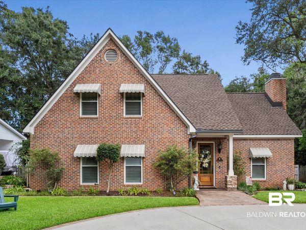 2121 Victoria Drive, Daphne, AL 36526