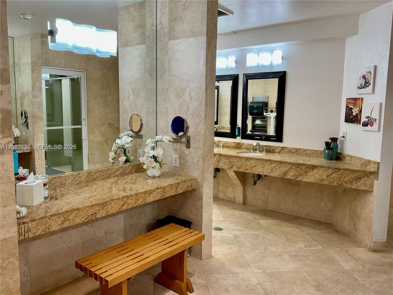 16445 Collins Ave, Unit 828, Sunny Isles Beach, FL 33160 Photo