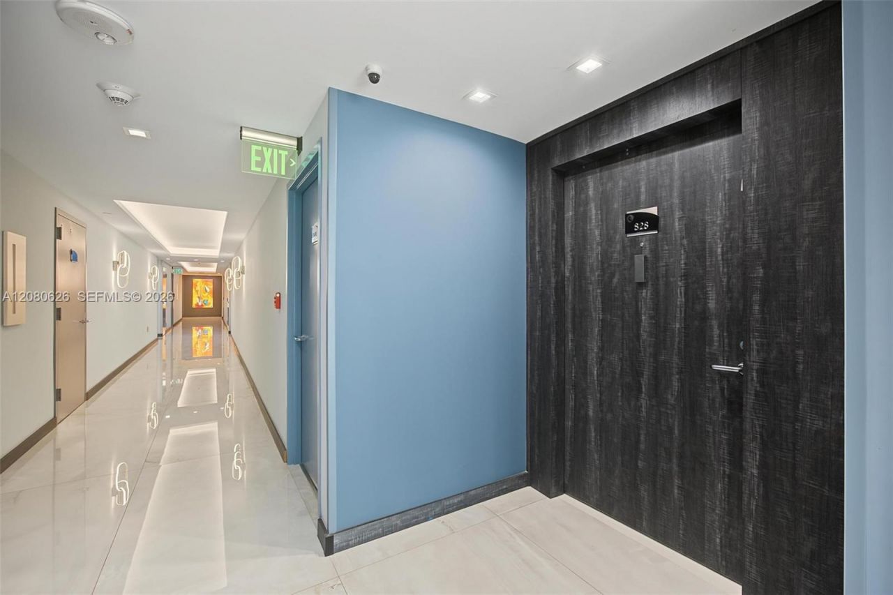 16445 Collins Ave, Unit 828, Sunny Isles Beach, FL 33160 Photo