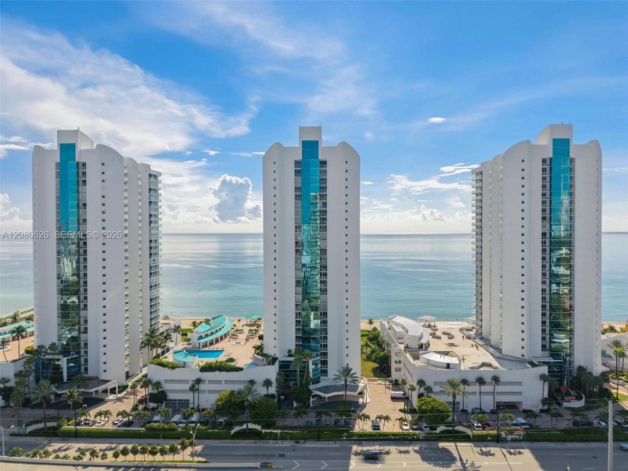 16445 Collins Ave, Unit 828, Sunny Isles Beach, FL 33160 Photo