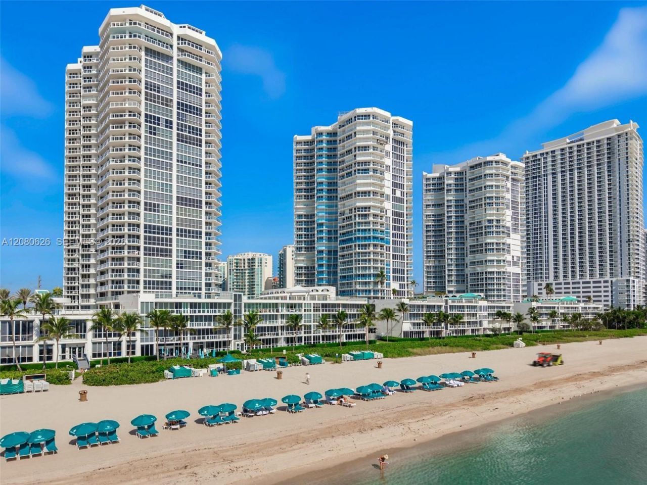 16445 Collins Ave, Unit 828, Sunny Isles Beach, FL 33160 Photo