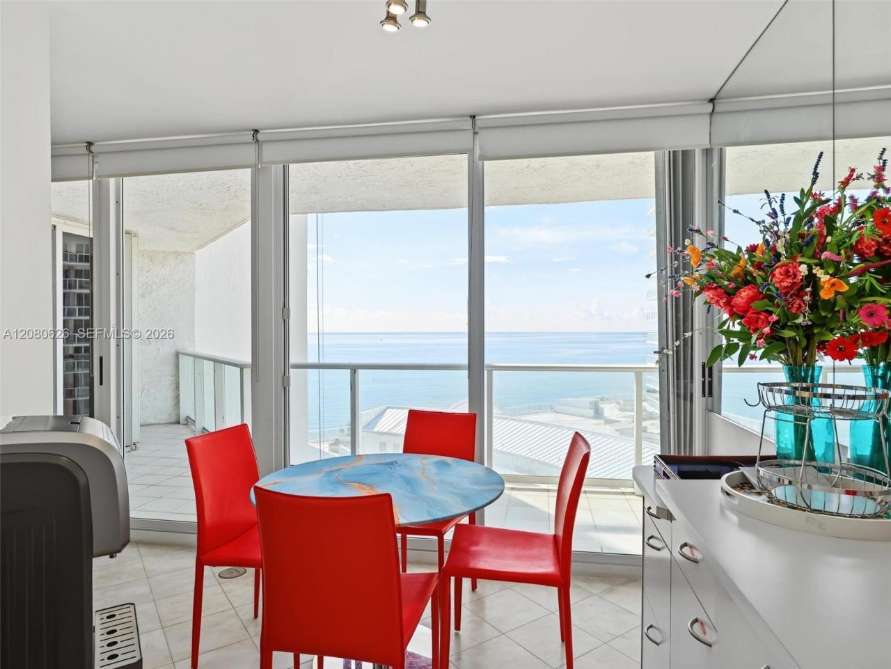 16445 Collins Ave, Unit 828, Sunny Isles Beach, FL 33160 Photo