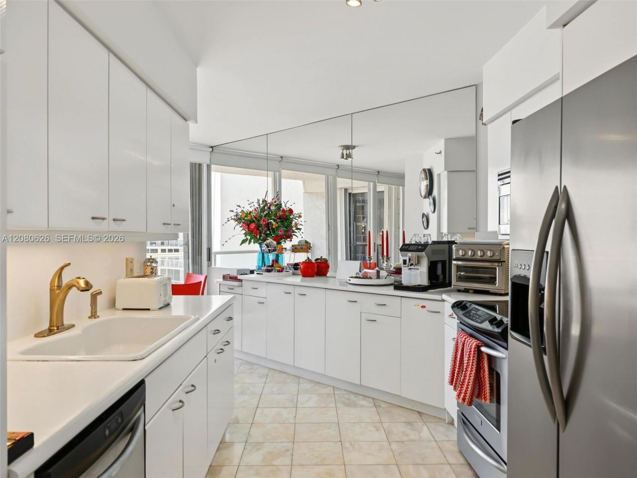 16445 Collins Ave, Unit 828, Sunny Isles Beach, FL 33160 Photo