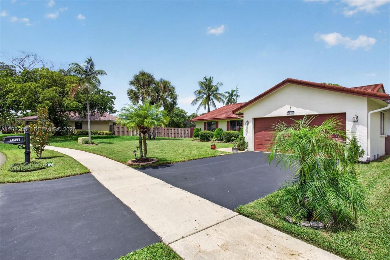 7913 NW 20th St, Margate, FL 33063 Photo