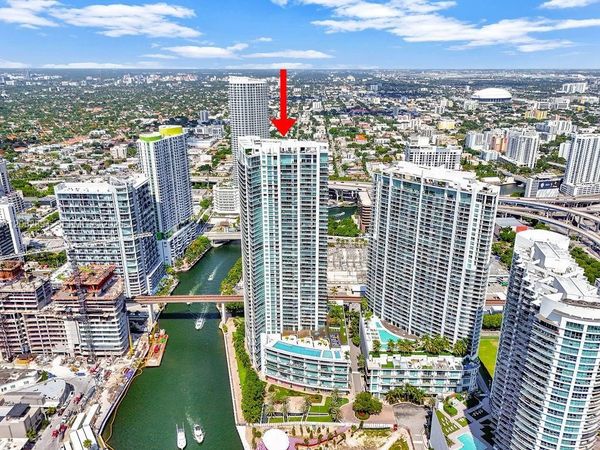 92 SW 3rd St , Unit 4806, Miami, FL 33130