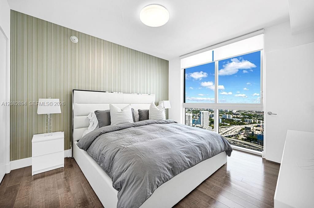 92 SW 3rd St, Unit 4806, Miami, FL 33130 Photo