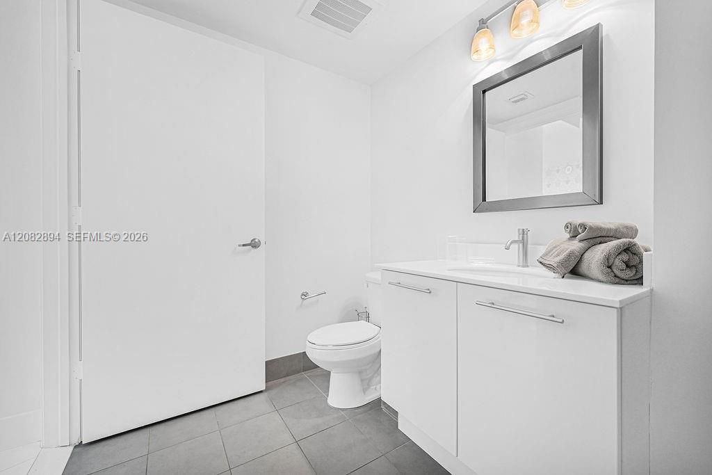 92 SW 3rd St, Unit 4806, Miami, FL 33130 Photo