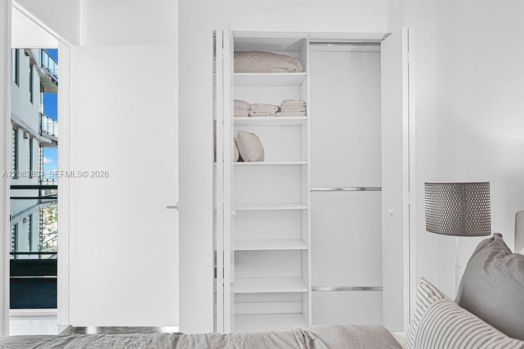 92 SW 3rd St, Unit 4806, Miami, FL 33130 Photo
