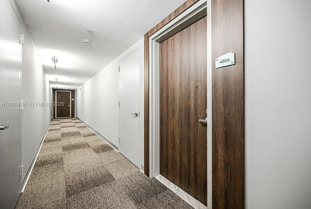 92 SW 3rd St, Unit 4806, Miami, FL 33130 Photo