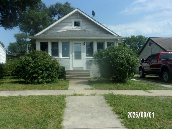 816 S Fifth Street S, Hoopeston, IL 60942