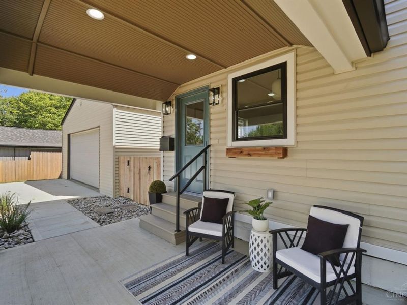 8810 Pine Road, Sycamore Township, OH 45242 Photo 5