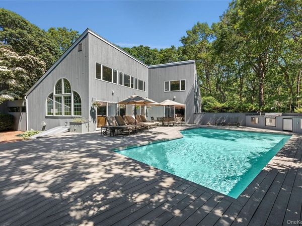 26 Pheasant Run, Quogue, NY 11959