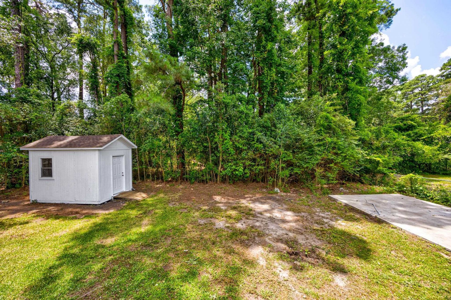 507 Forestbrook Dr. Photo 31