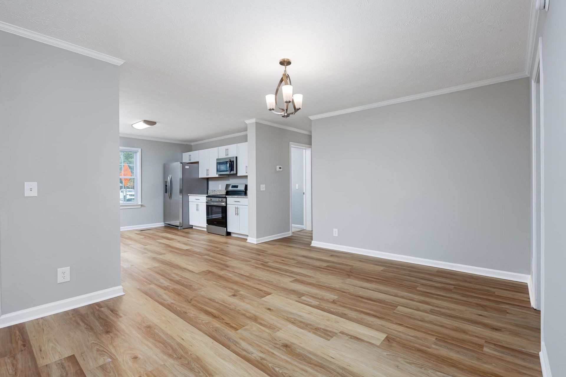507 Forestbrook Dr. Photo 7