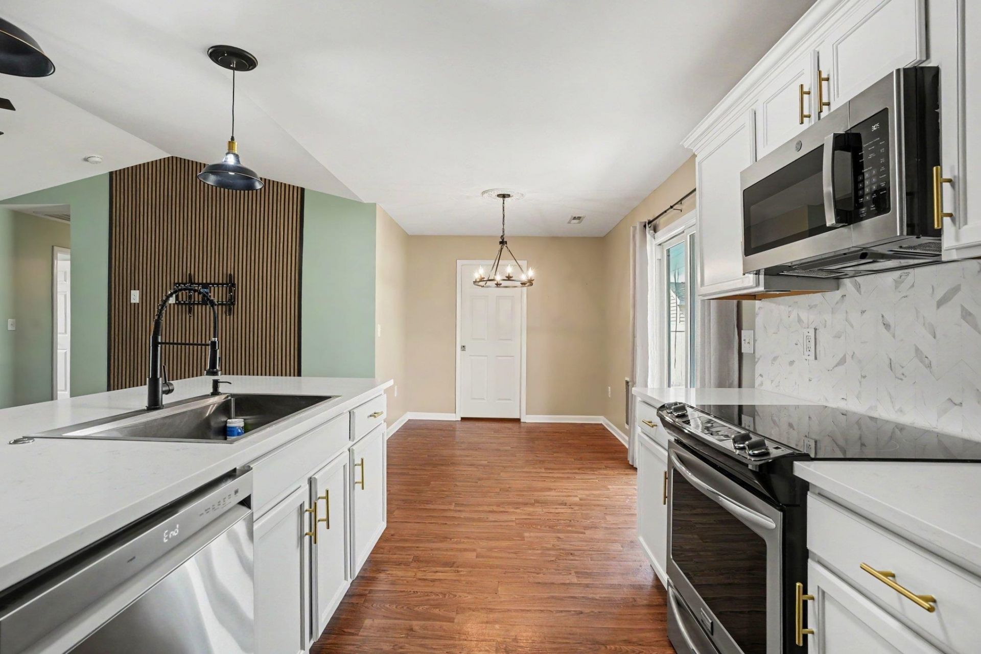 1321 Leatherman Rd. Photo 16