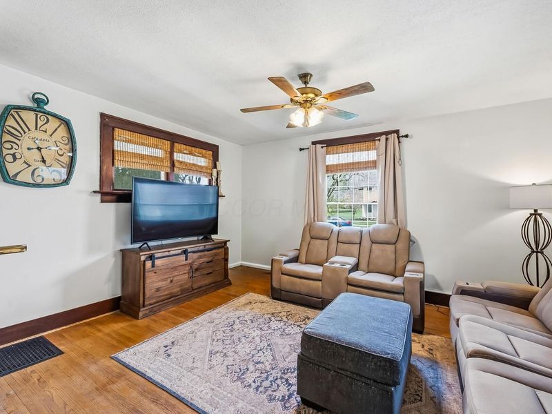 511 E 4th Street , Marysville, OH 43040 Photo 7