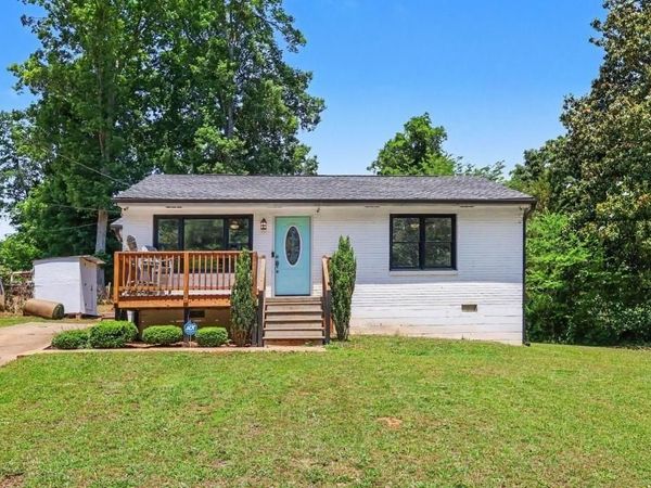 1120 Delores, Forest Park, GA 30297
