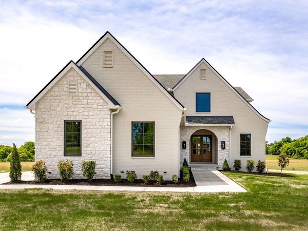 2400 Horn Springs , Lebanon, TN 37087