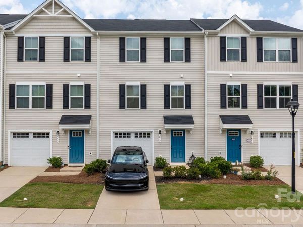 2417 Fathom Way , Charlotte, NC 28269
