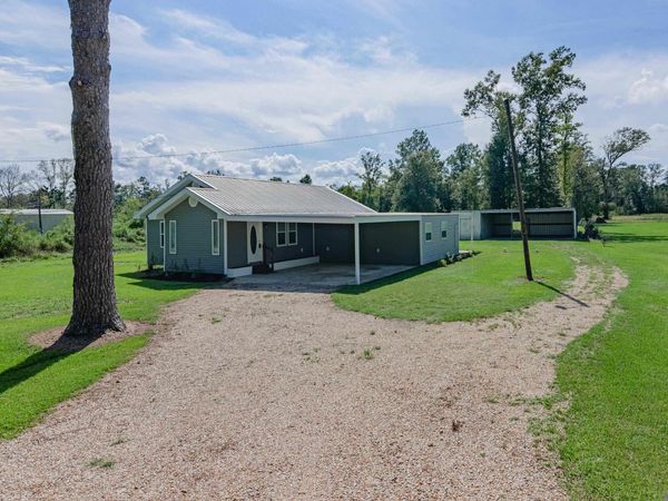 15687 Penalber Rd, Maurepas, LA 70449
