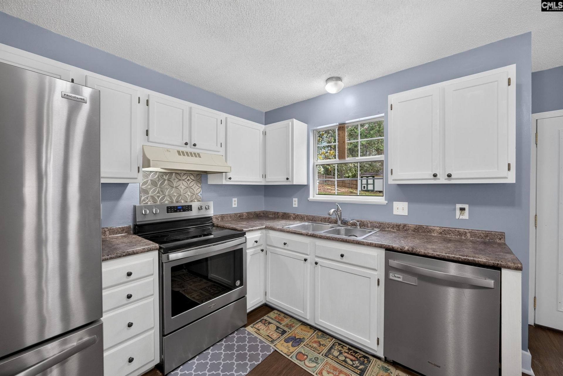 201 Bridleridge Road Photo 12