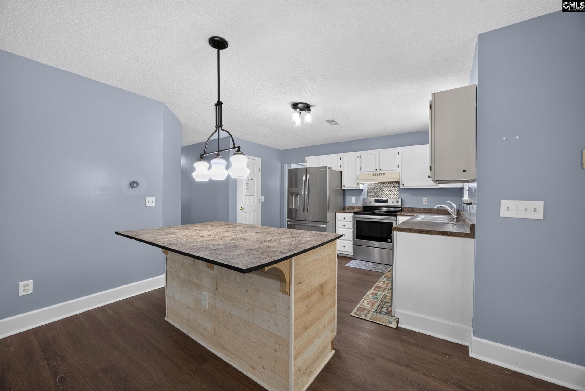 201 Bridleridge Road Photo 15