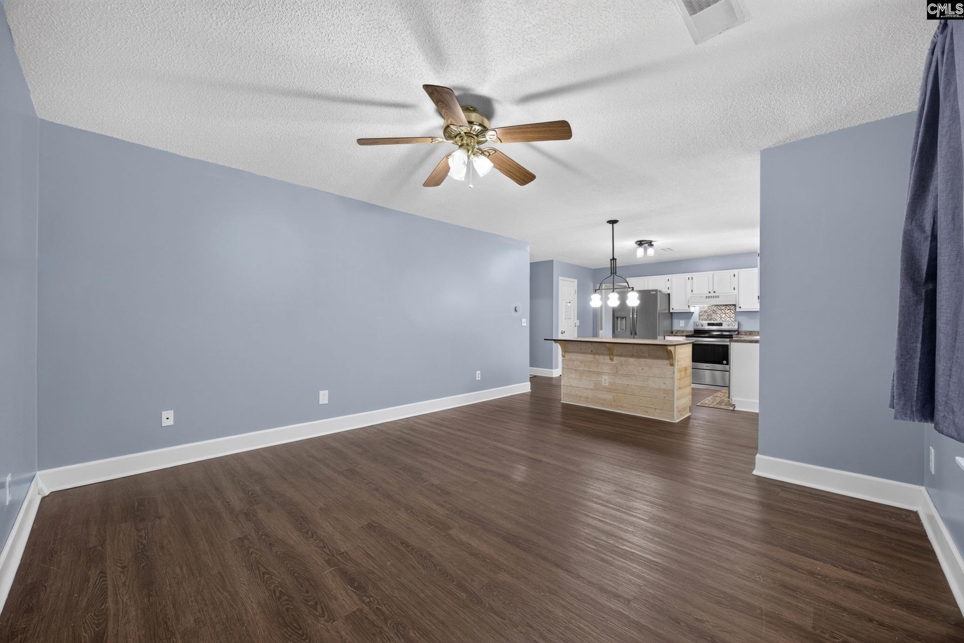 201 Bridleridge Road Photo 18