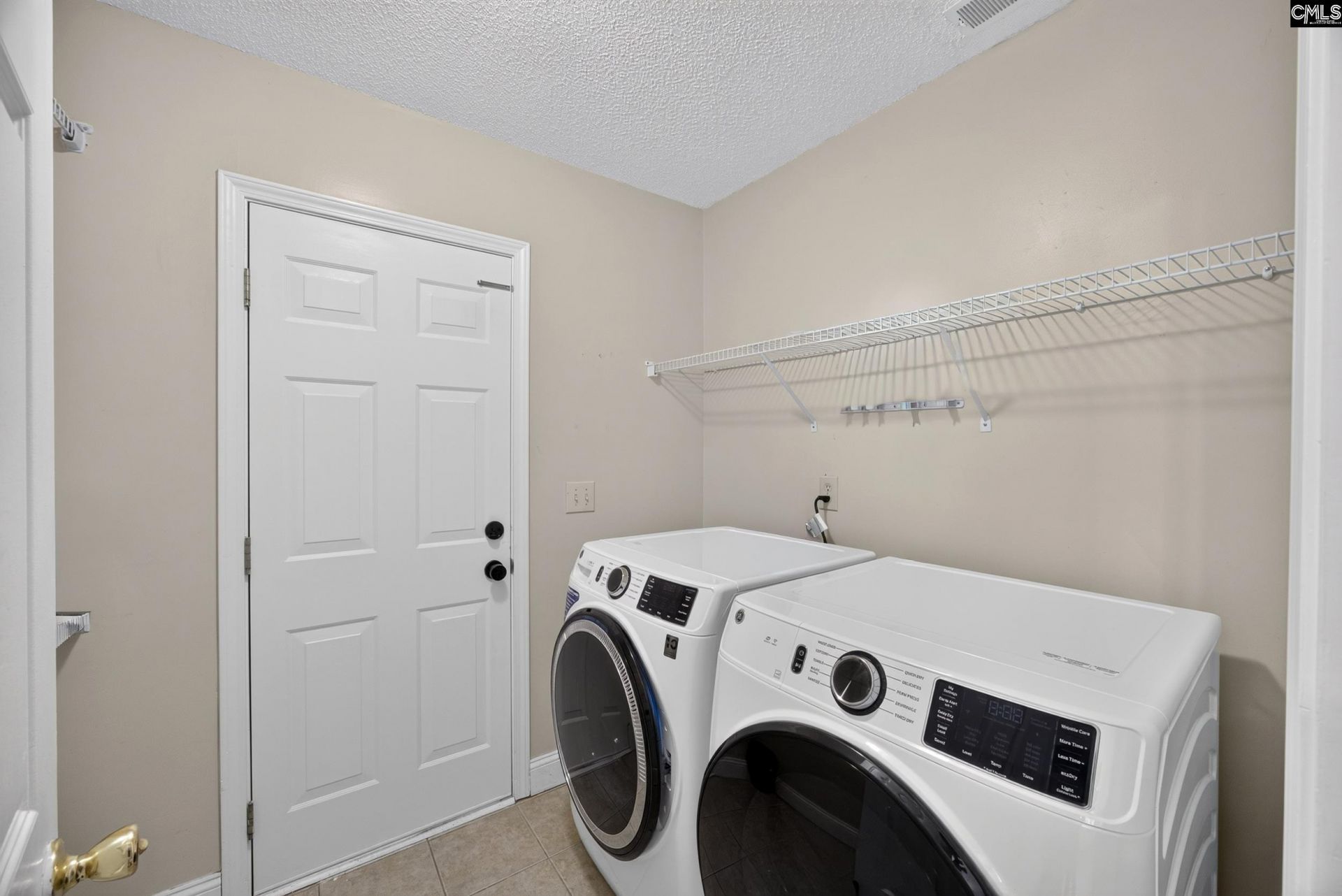 201 Bridleridge Road Photo 20