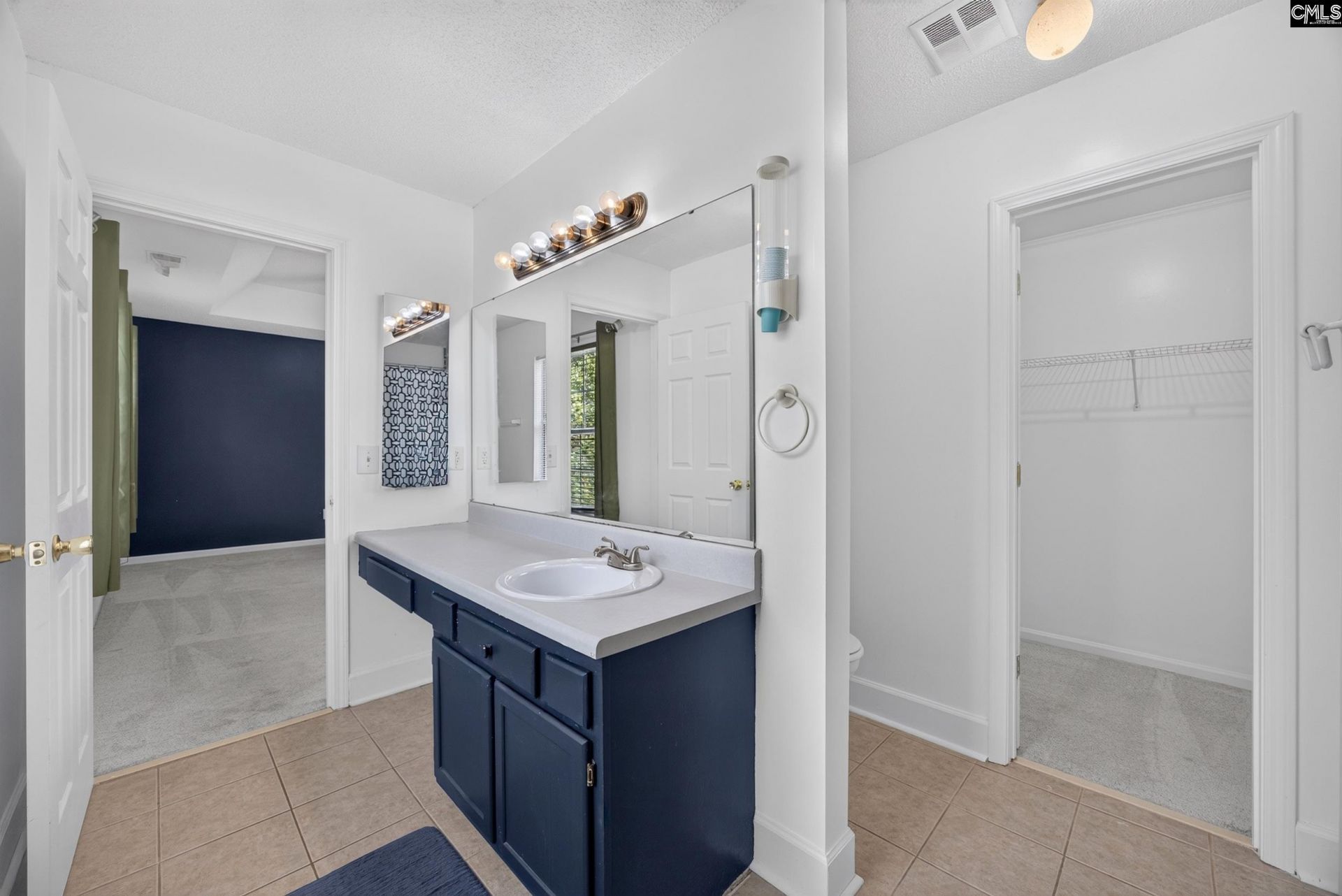 201 Bridleridge Road Photo 27