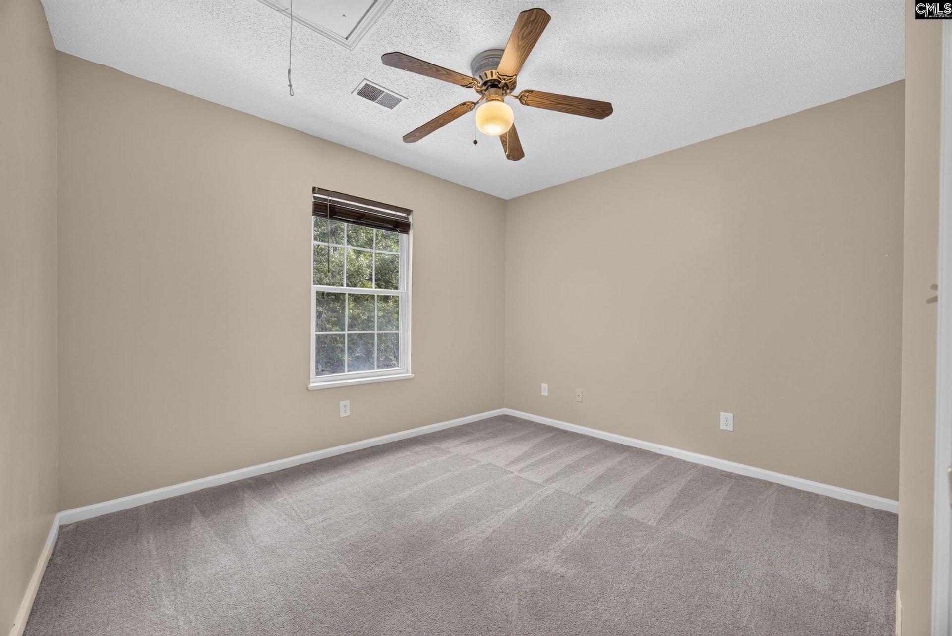 201 Bridleridge Road Photo 30