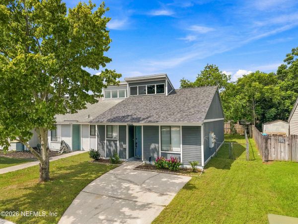 2424 SEABURY Place N, Jacksonville, FL 32246