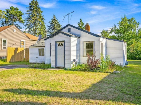 519 Forest Avenue W, Mora, MN 55051
