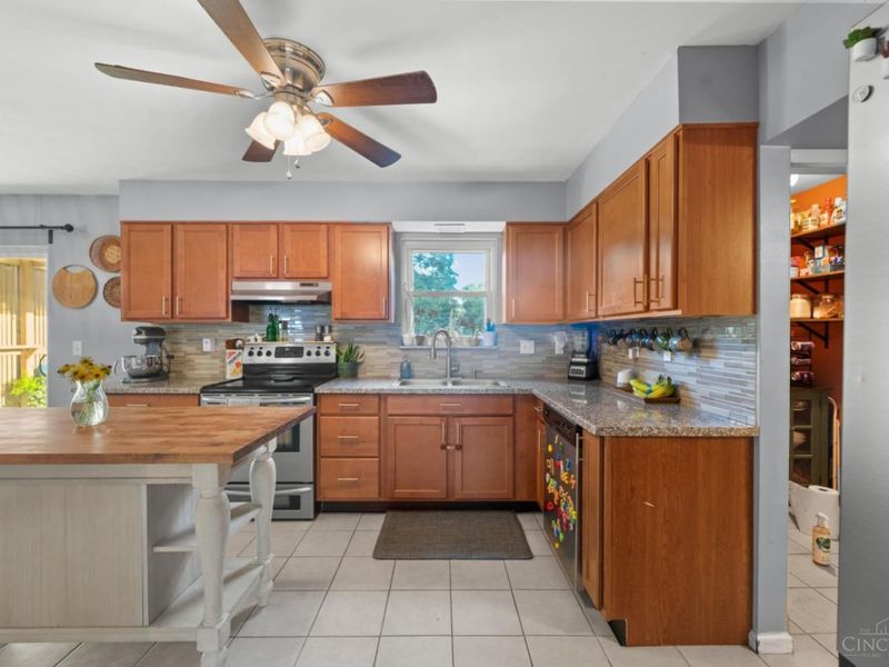 3736 Benhill Drive, Colerain Township, OH 45247 Photo 8