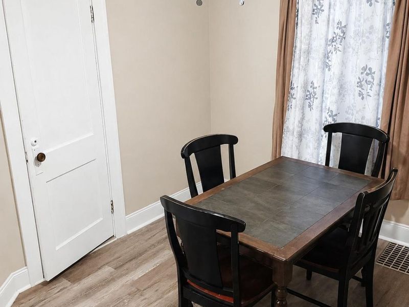 131 S Logan Street, Elyria, OH 44053 Photo 5