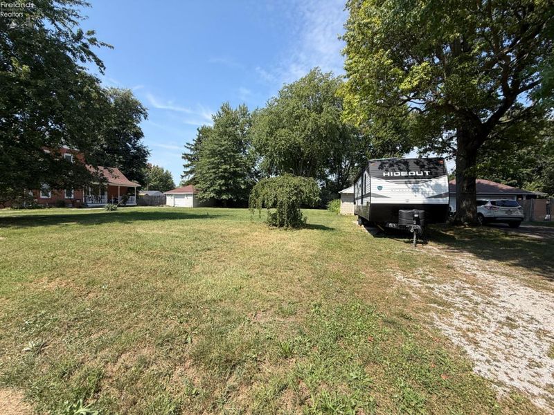 429 W Cherry Street, Clyde, OH 43410 Photo 5