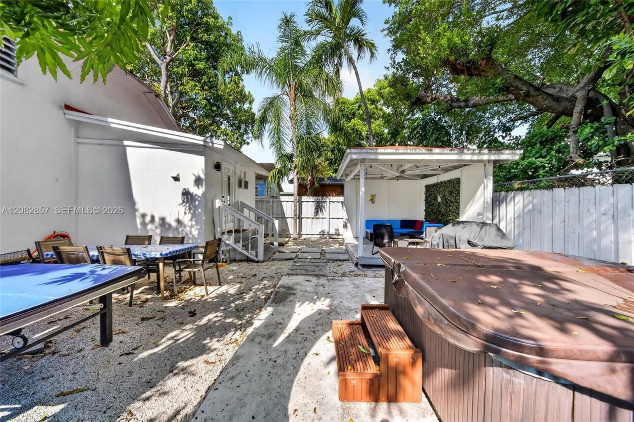 473 NE 61st St , Miami, FL 33137 Photo