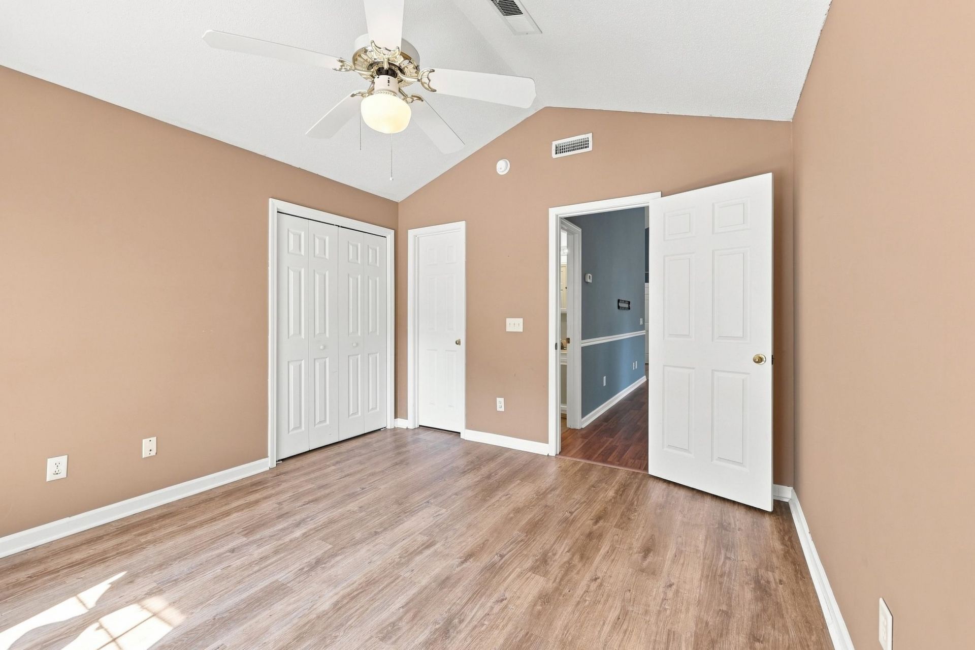 1606 Broken Anchor Way Photo 22