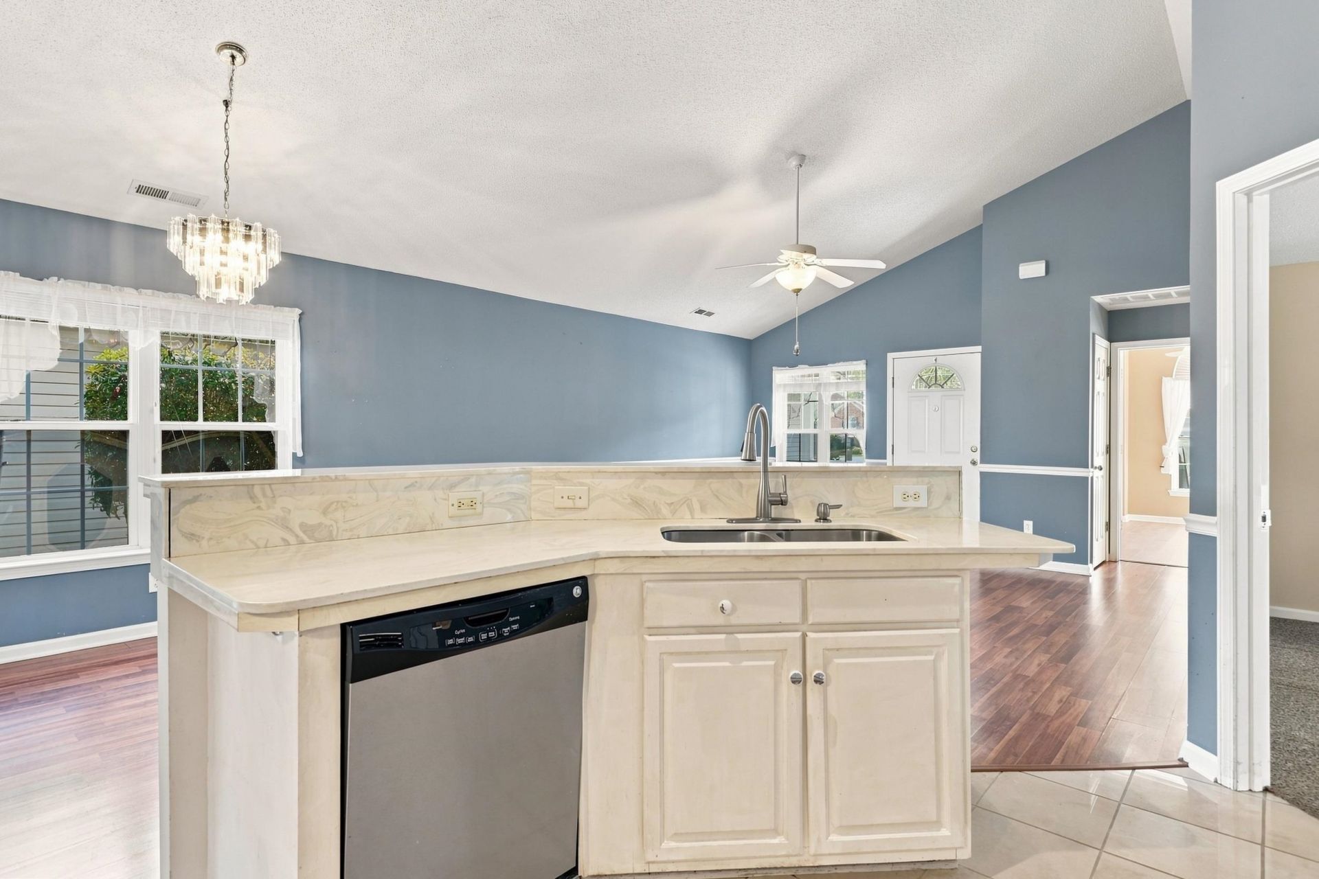 1606 Broken Anchor Way Photo 4