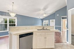 1606 Broken Anchor Way photo 4