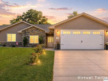 1120 Iris Avenue, Crete, NE 68333