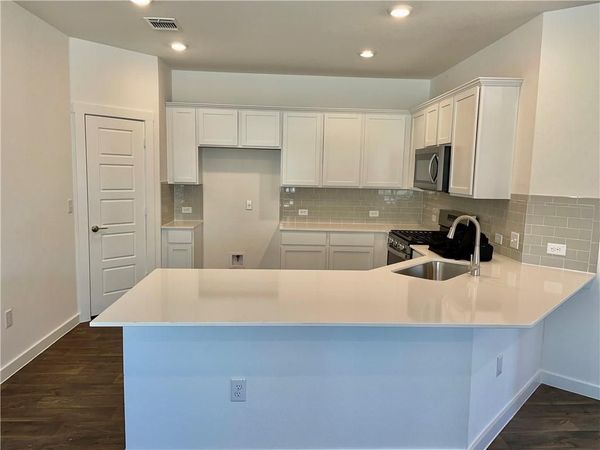 3025 Egan DR, Pflugerville, TX 78660