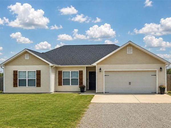 393 SE 971st Road, Knob Noster, MO 65336