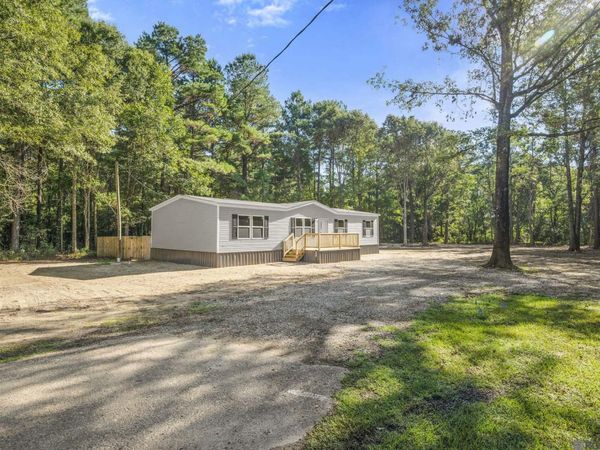 26862 Jennifer Ln, Denham Springs, LA 70726