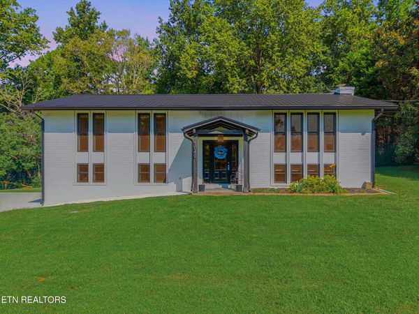 1040 Chris Dale Drive, Seymour, TN 37865