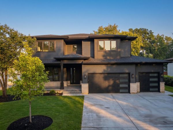 1841 Western Avenue , Northbrook, IL 60062